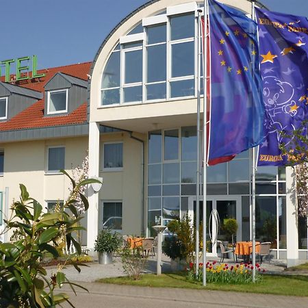 Hotel Sunparc - Shuttle Zum Europa-Park Rust 4Km & Rulantica 2Km Ringsheim Ngoại thất bức ảnh
