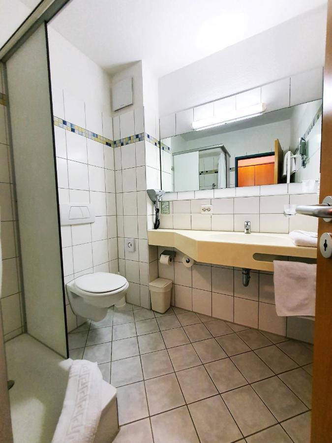 Hotel Sunparc - Shuttle Zum Europa-Park Rust 4Km & Rulantica 2Km Ringsheim Ngoại thất bức ảnh