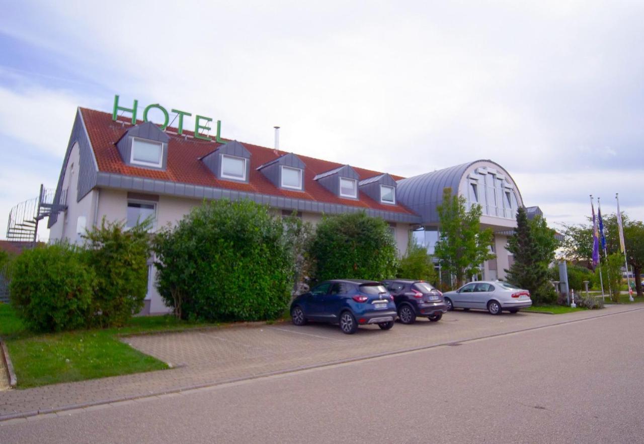 Hotel Sunparc - Shuttle Zum Europa-Park Rust 4Km & Rulantica 2Km Ringsheim Ngoại thất bức ảnh