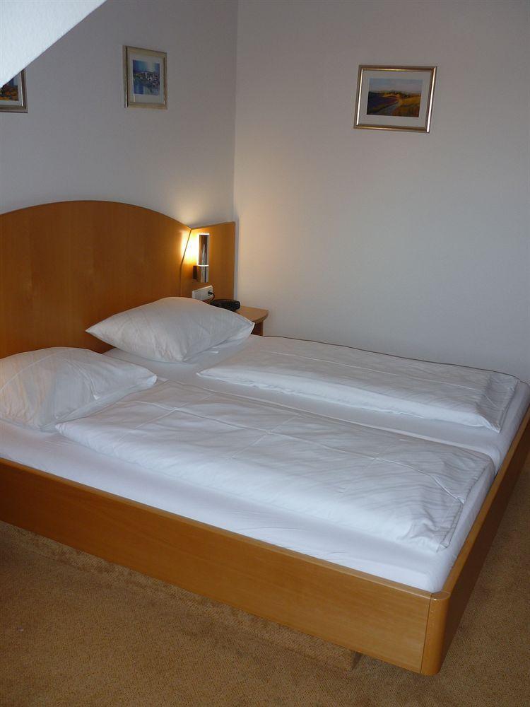 Hotel Sunparc - Shuttle Zum Europa-Park Rust 4Km & Rulantica 2Km Ringsheim Ngoại thất bức ảnh